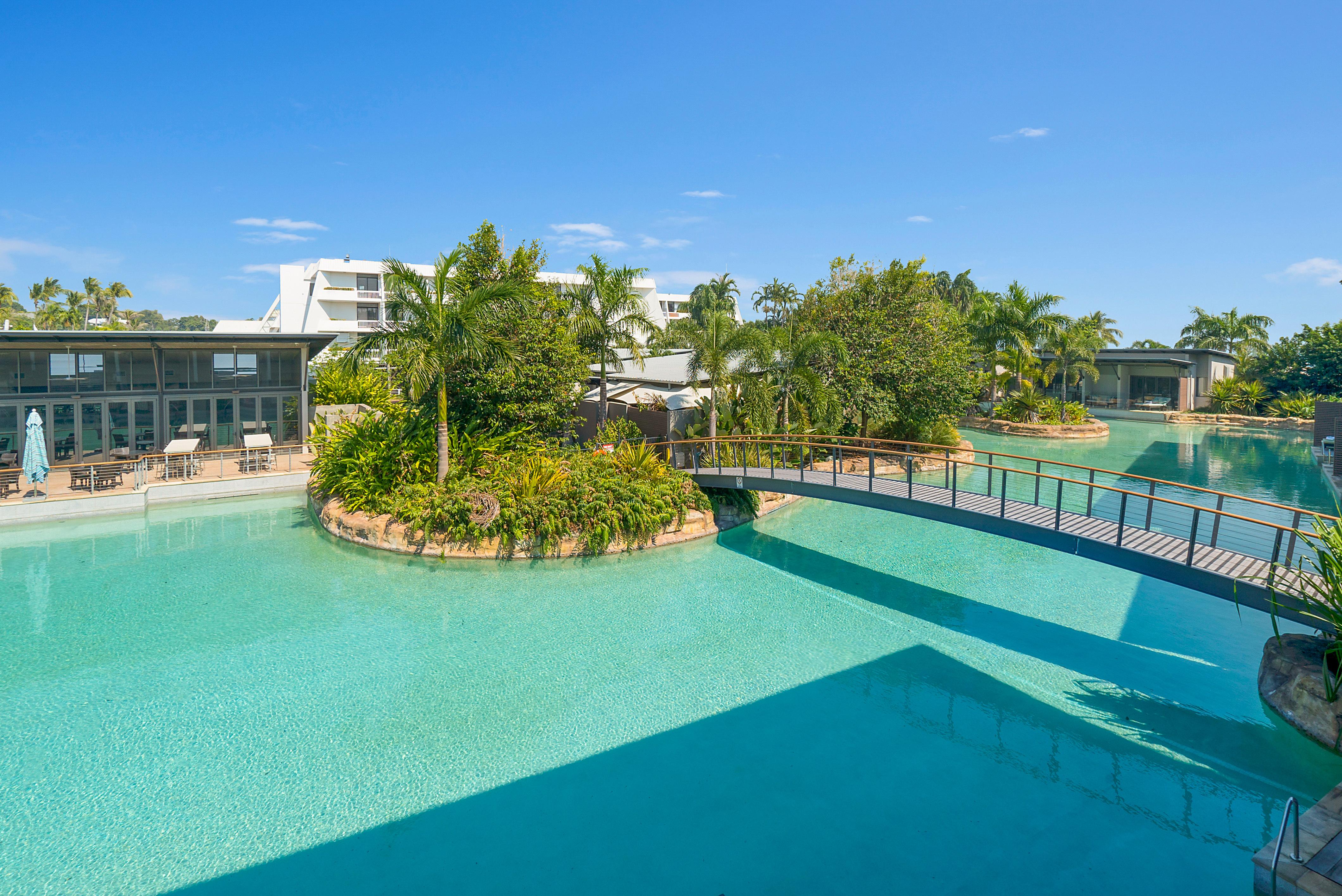 มินดิล บีช กาสิโน แอนด์ รีสอร์ต Hotel ดาร์วิน ภายนอก รูปภาพ The pool at Peppers Mantra on Saltwater Island