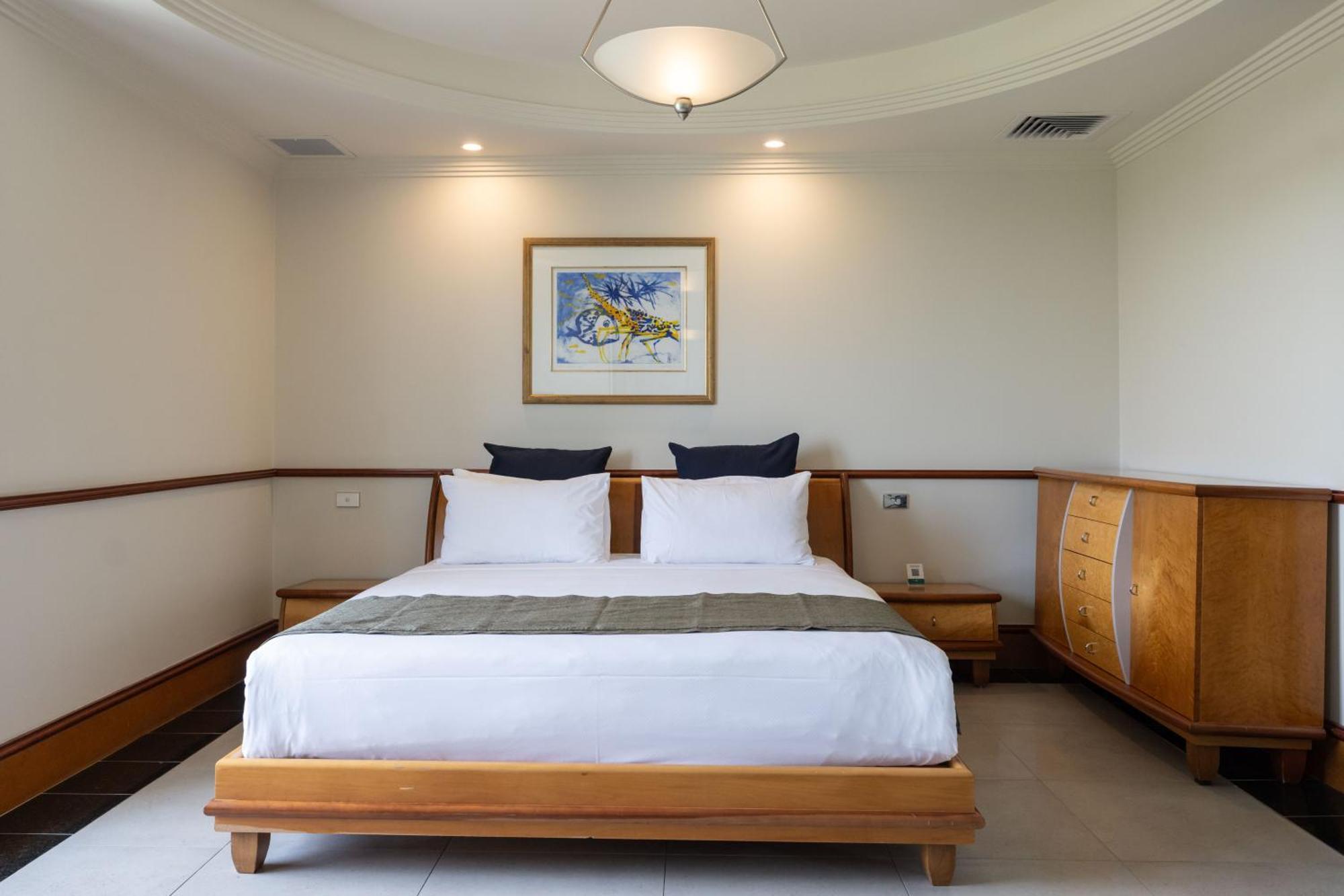 มินดิล บีช กาสิโน แอนด์ รีสอร์ต Hotel ดาร์วิน ภายนอก รูปภาพ A bedroom at the resort
